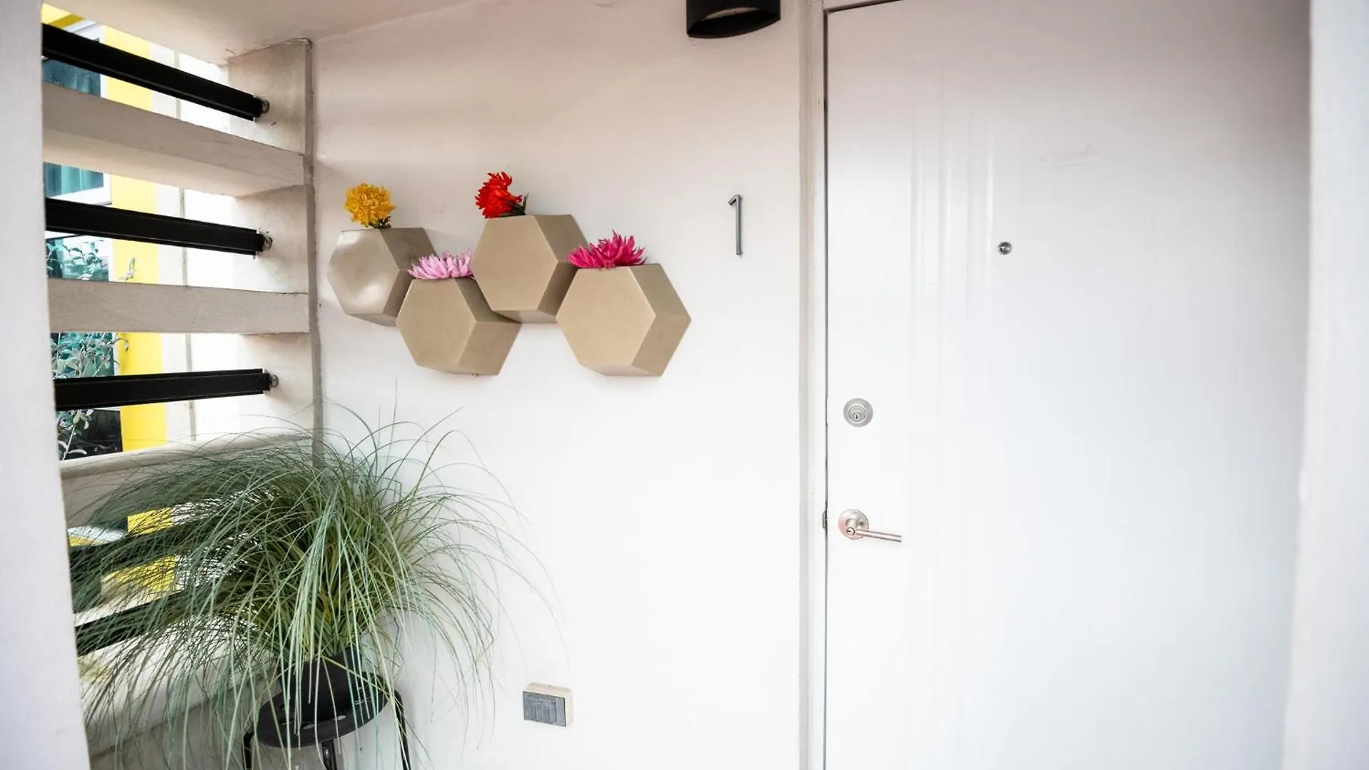 *** Hotel Tapia Haus 103 - Beach Vibes Within Walking Distance San Juan Puerto Rico