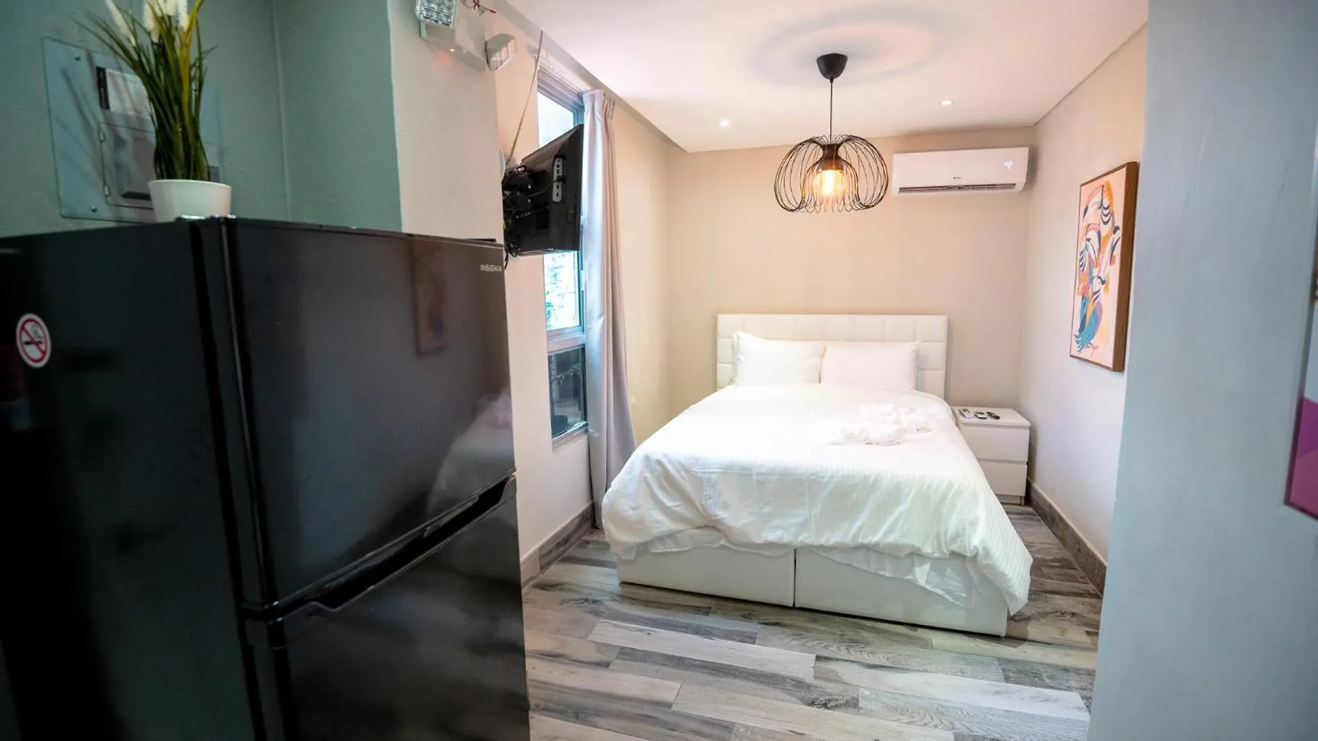 Tapia Haus 103 - Beach Vibes Within Walking Distance San Juan Hotel