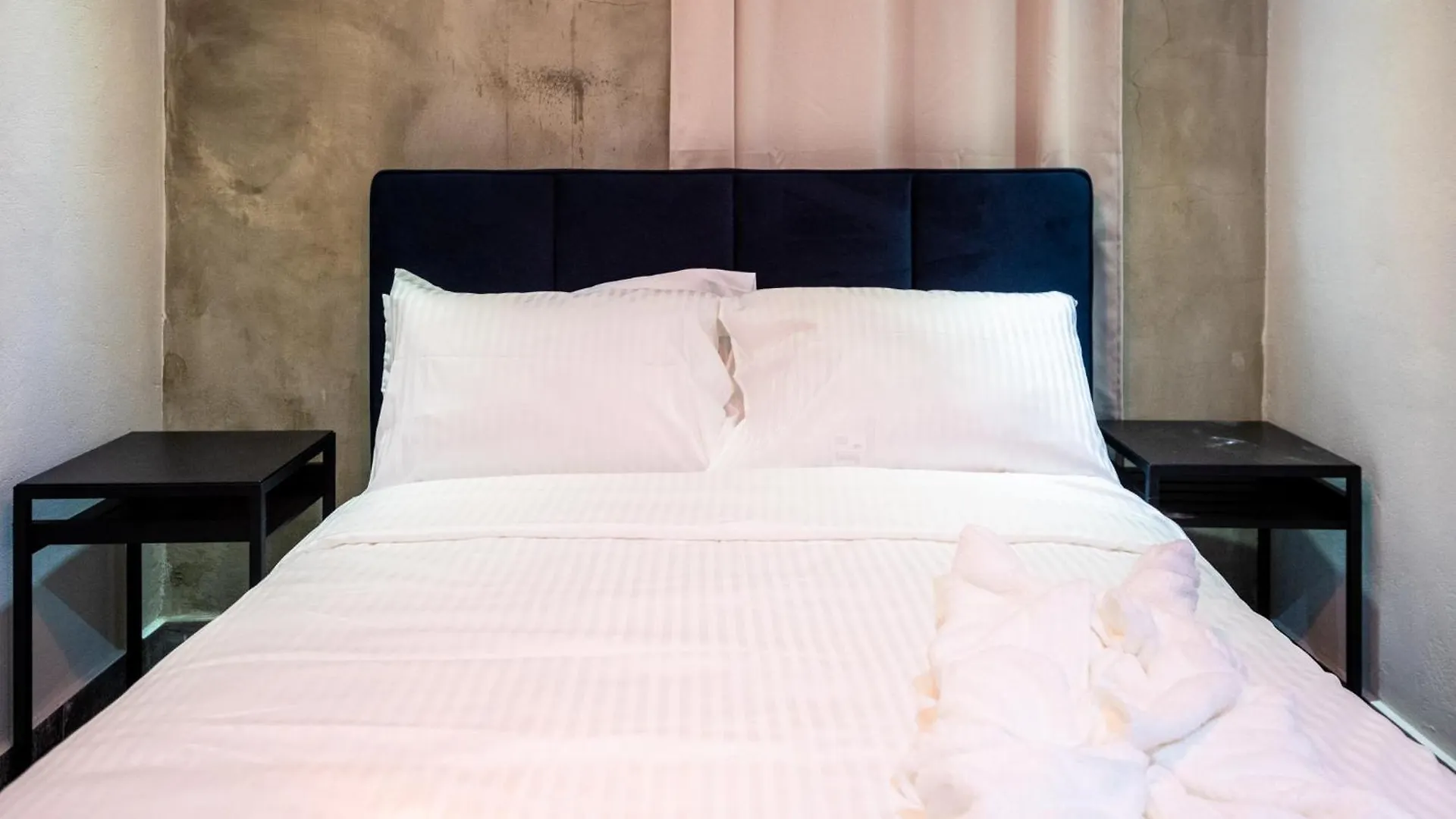 Tapia Haus 103 - Beach Vibes Within Walking Distance San Juan Hotel