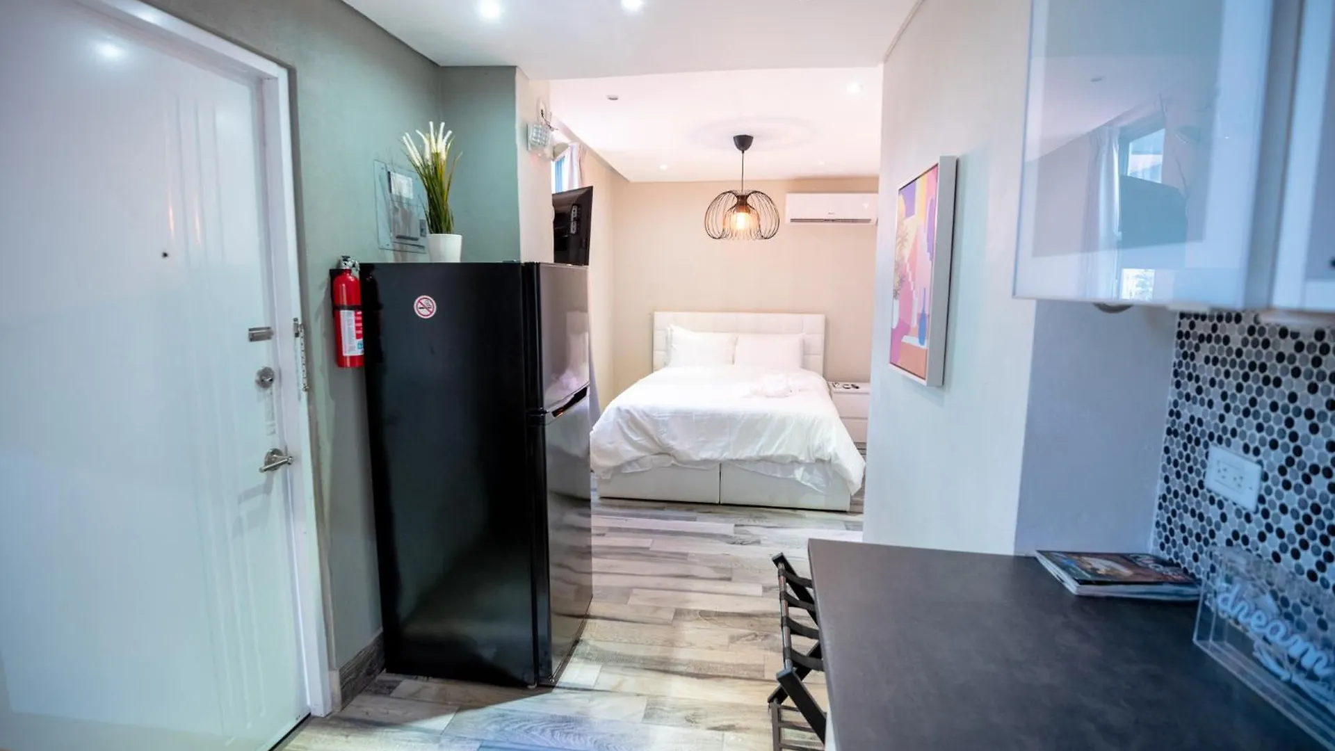 Tapia Haus 103 - Beach Vibes Within Walking Distance Σαν Χουάν